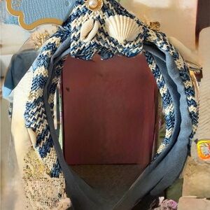 Sunday State Blue and White Seashell Headband